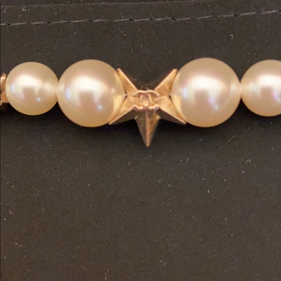 Authentic CHANEL necklace - Picture 6 of 6